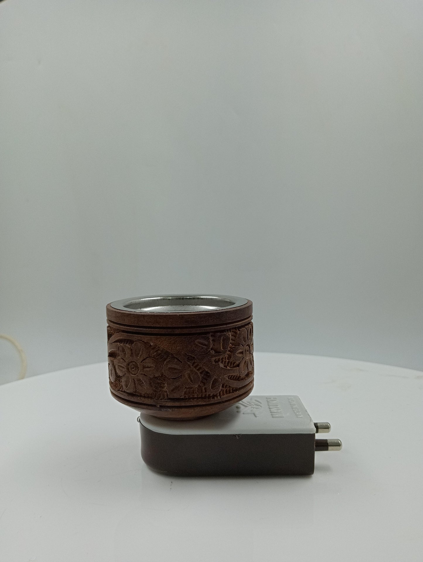WOODEN AROMA OIL BURNER